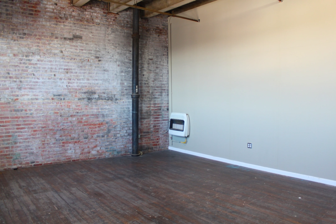 photo of unit twenty one on the seventh floor of the Stowe building