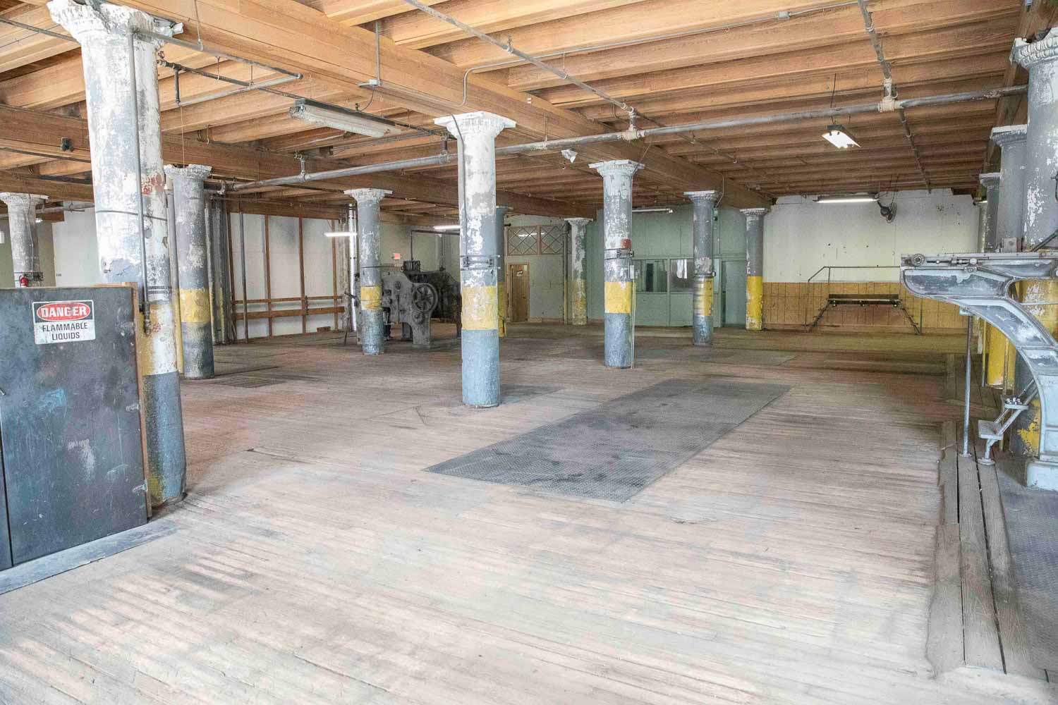 CentralBag_2ndFloor-13-7