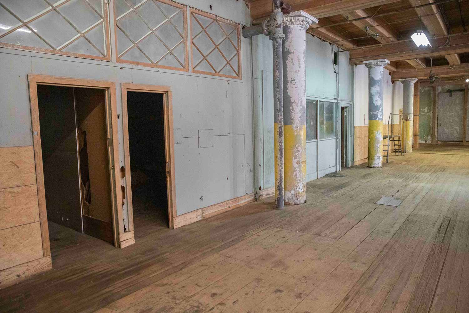 CentralBag_2ndFloor-3-3